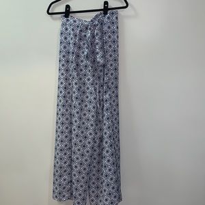 Beautiful flowy pants